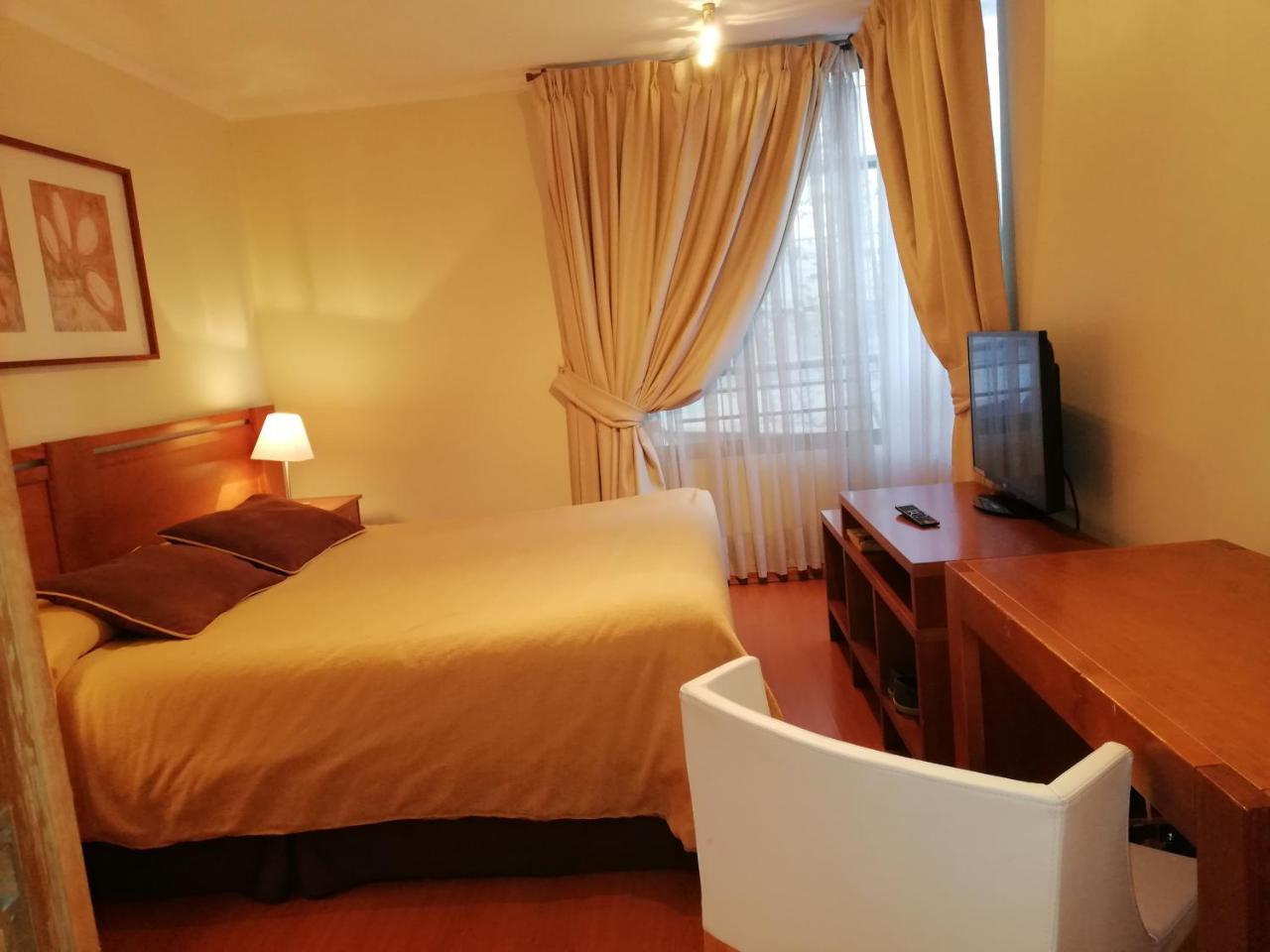 Andes Suites Сантяго Екстериор снимка